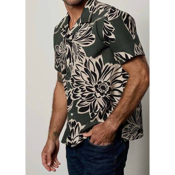 NEW VELVET BY GRAHAM & SPENCER iggy shirt in catalina - Picture 2 of 3